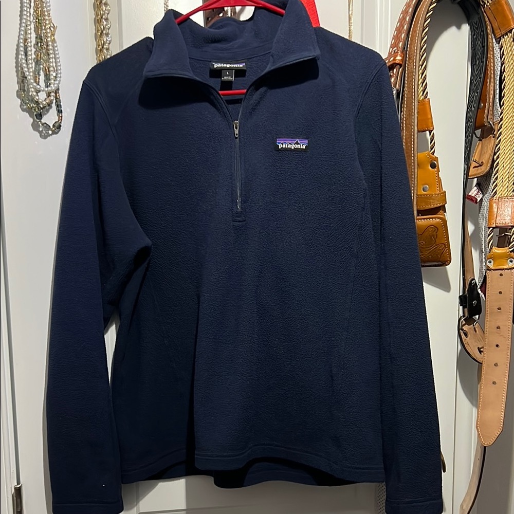 Patagonia Men's Navy Sweater